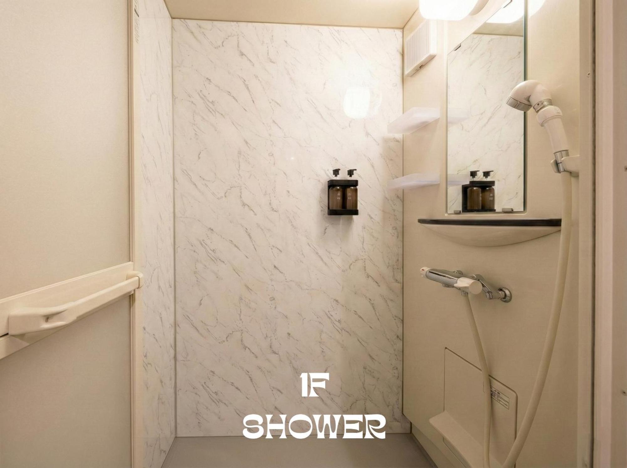 Meme Villa 5Br - 3 Separate Toilets & 3 Showers - 10Gbps Wifi - Tokyo — Photos 1
